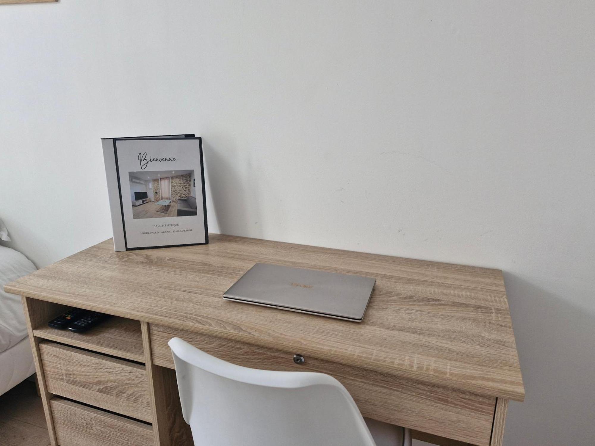 Appartement Tout Confort A 2 Pas Du Centre Ville Aubagne Extérieur photo